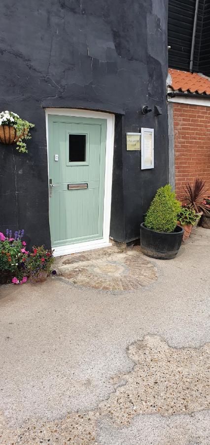 Yaxham Mill Bed and Breakfast Dereham Esterno foto