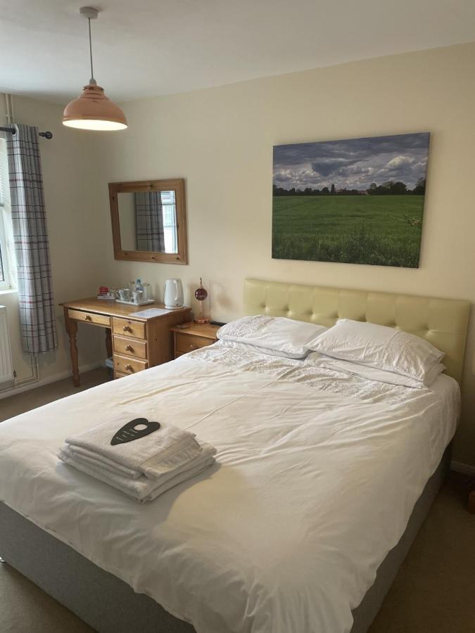 Yaxham Mill Bed and Breakfast Dereham Esterno foto