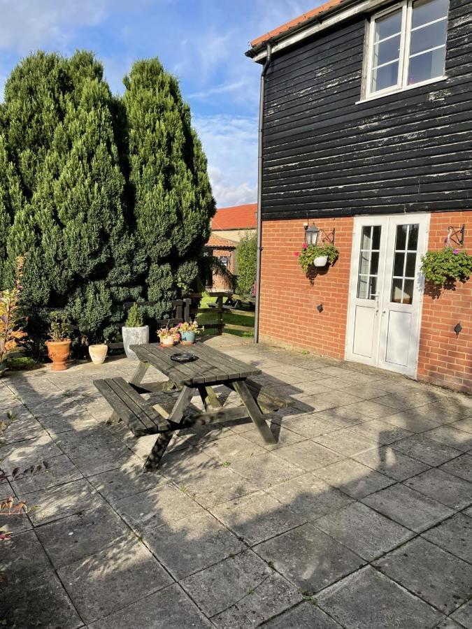 Yaxham Mill Bed and Breakfast Dereham Esterno foto